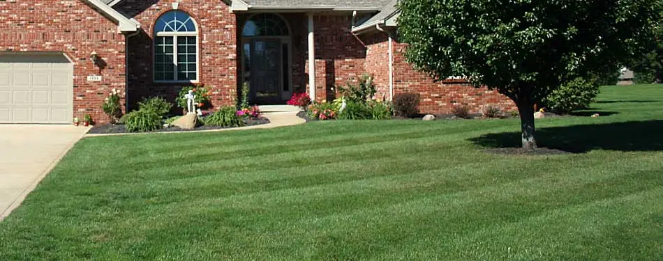 Residential Mowing of home in Goodlettsville TN